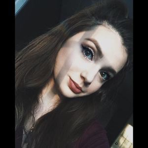 Meet your Posher, Kelli